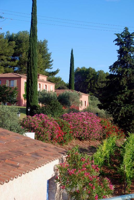 Domaine Rabiega - Vineyard And Boutique